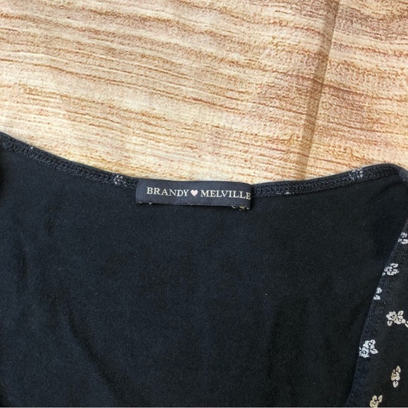 Brandy Melville Wrap Crop Top - Picture 2 of 7